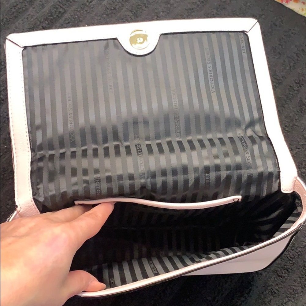 New - Picture 2 of 7